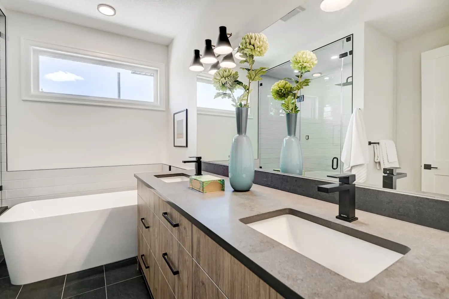 Bathroom vanity and faucet detail